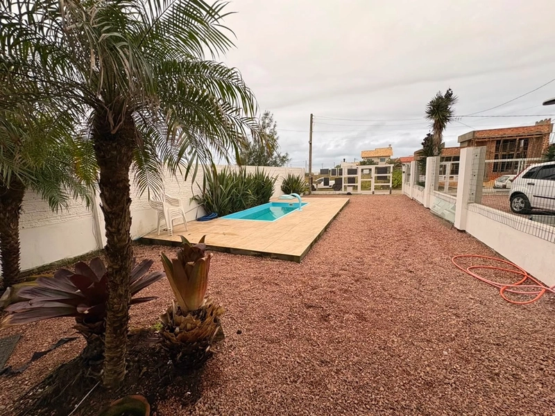 🏡 Sobrado com Piscina no Centro de Imbé – Apenas 4 Quadras do Mar!: 17ª foto da galeria de imagens do imóvel