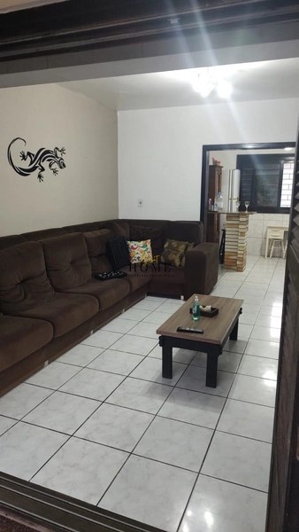 Casa à venda no centro de Imbé: 8ª foto da galeria de imagens do imóvel