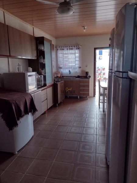 Casa em Mariluz com 2 terrenos: 20ª foto da galeria de imagens do imóvel