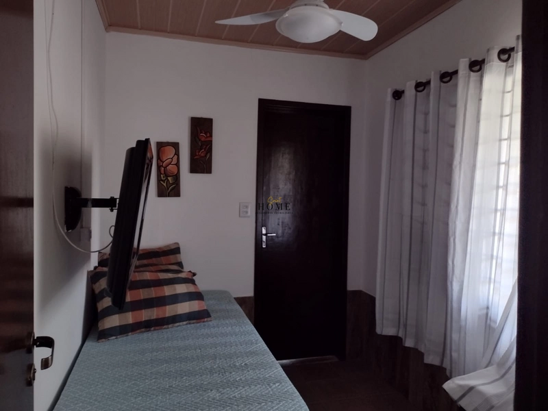 Casa em Mariluz com 2 terrenos: 4ª foto da galeria de imagens do imóvel