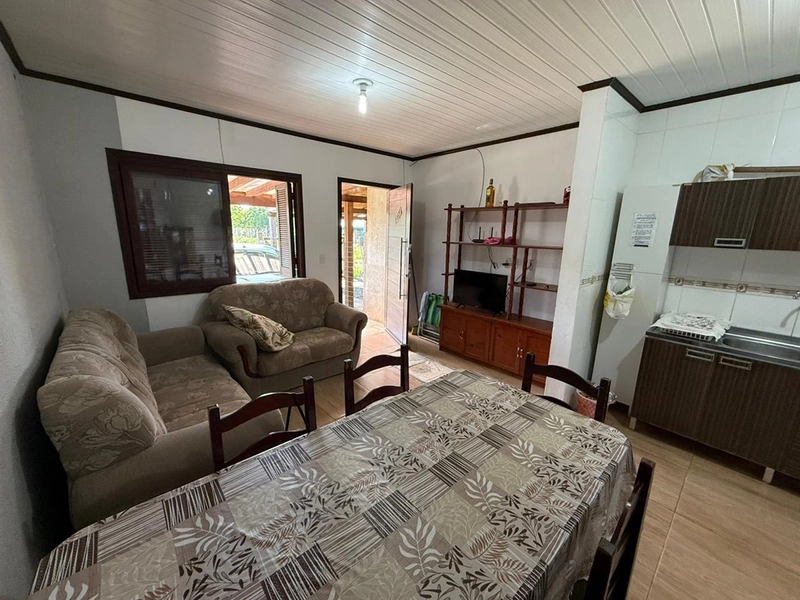 Geminado à venda em Mariluz: 3ª foto da galeria de imagens do imóvel