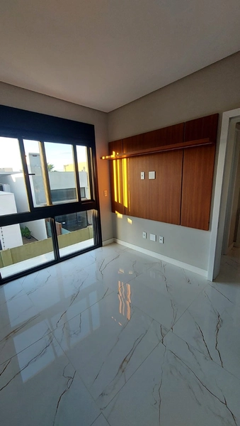 Casa à venda no Sunset: 12ª foto da galeria de imagens do imóvel