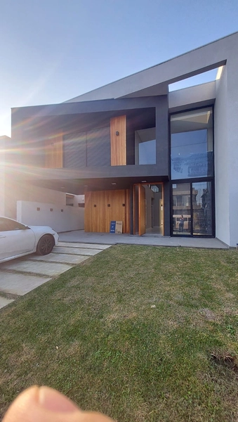 Casa à venda no Sunset: 37ª foto da galeria de imagens do imóvel