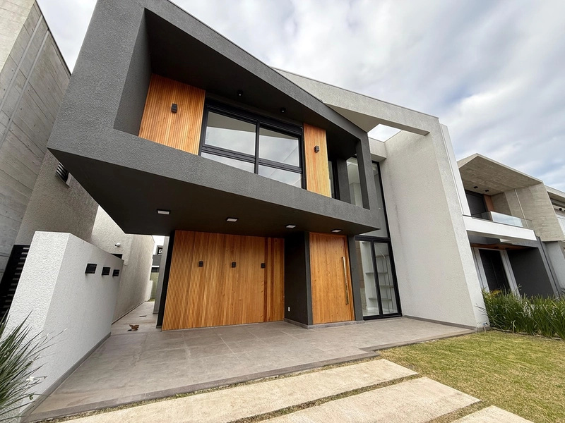 Casa à venda no Sunset: 2ª foto da galeria de imagens do imóvel