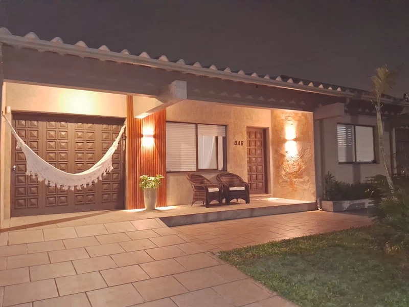🏡 LINDA CASA À VENDA NO CENTRO DE IMBÉ!: 5ª foto da galeria de imagens do imóvel