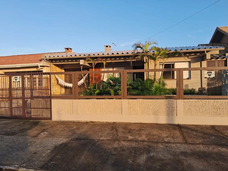 🏡 LINDA CASA À VENDA NO CENTRO DE IMBÉ!: 2ª foto da galeria de imagens do imóvel