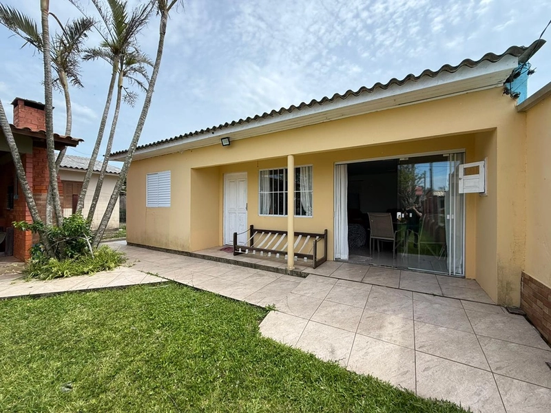 Casa à venda em Imbé – Balneário Mariluz: 2ª foto da galeria de imagens do imóvel