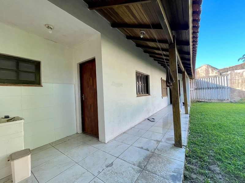 Casa no centro de Imbé: 10ª foto da galeria de imagens do imóvel