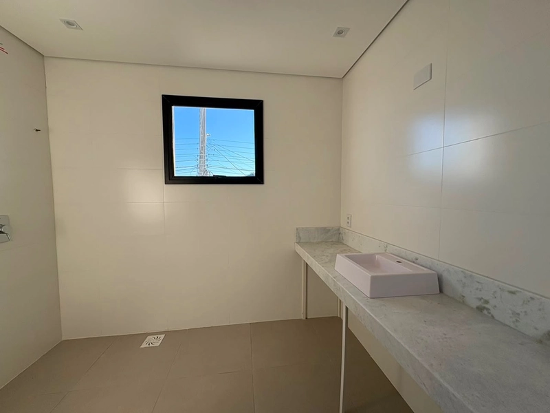 Casa no centro de Imbé : 9ª foto da galeria de imagens do imóvel
