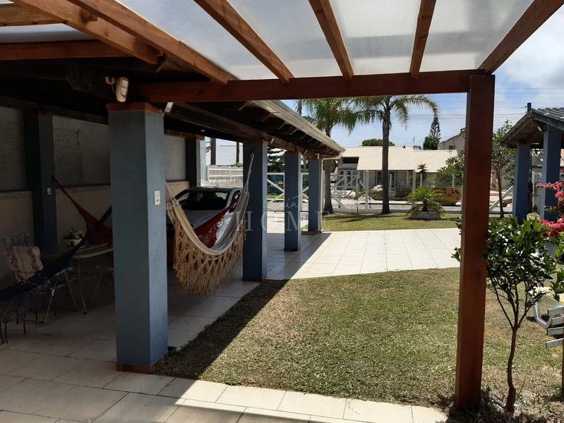 Casa à venda, centro de Imbé: 3ª foto da galeria de imagens do imóvel