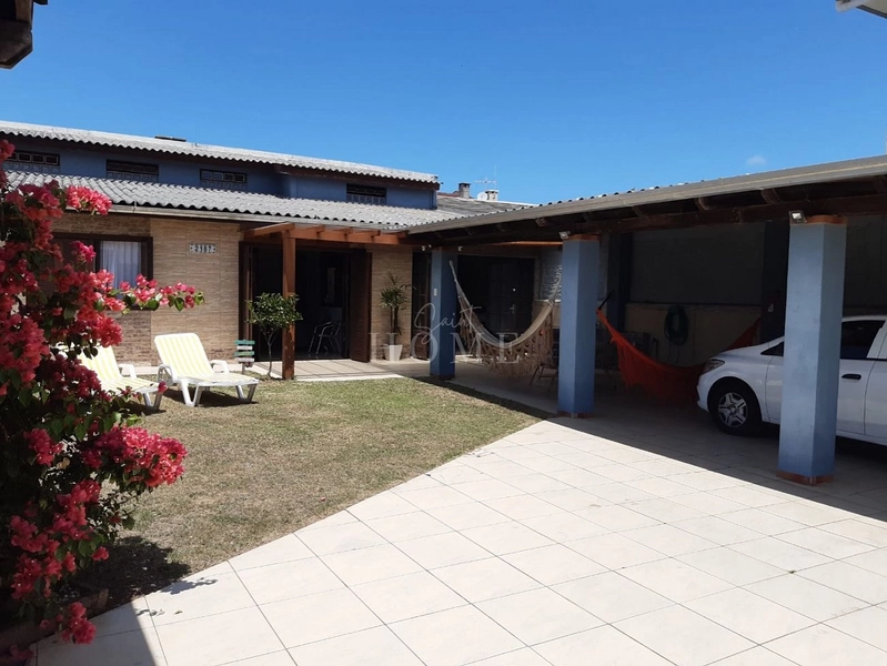 Casa à venda, centro de Imbé: 5ª foto da galeria de imagens do imóvel