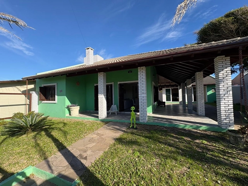 Casa em Albatroz: 3ª foto da galeria de imagens do imóvel