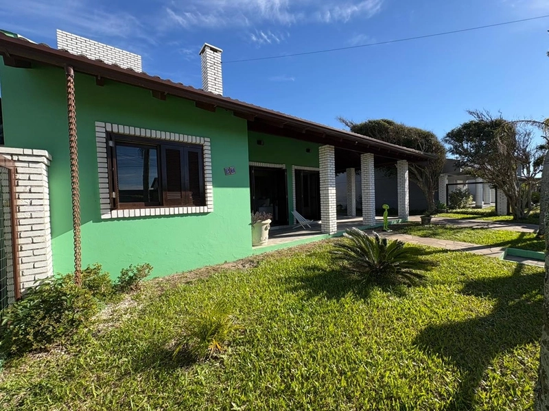 Casa em Albatroz: 2ª foto da galeria de imagens do imóvel