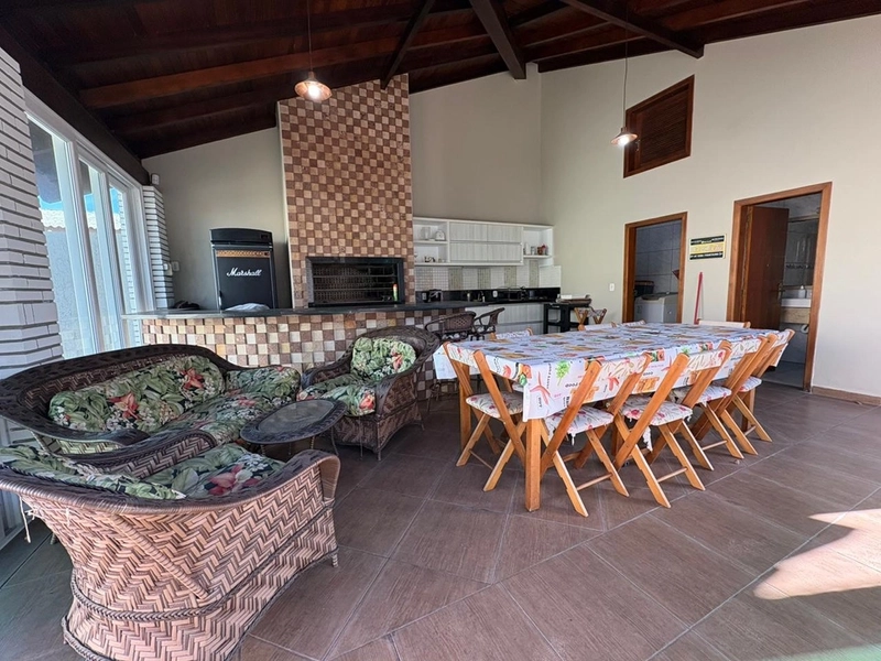 Casa em Albatroz: 24ª foto da galeria de imagens do imóvel
