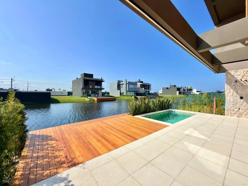 CASA Á VENDA EM CODOMÍNIO: 13ª foto da galeria de imagens do imóvel
