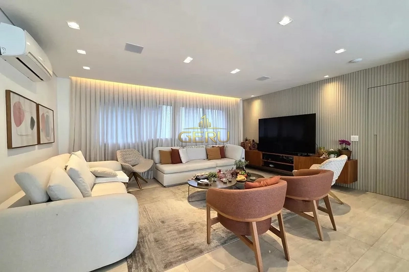 Apartamento de Luxo em Moema: 158m², 3 Suítes com Sauna Privativa e Varanda Gourmet: 10ª foto da galeria de imagens do imóvel