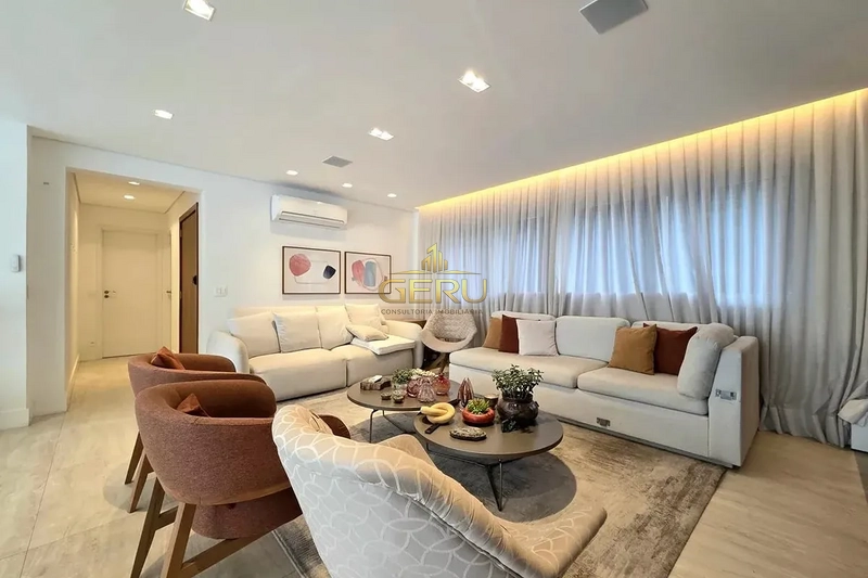 Apartamento de Luxo em Moema: 158m², 3 Suítes com Sauna Privativa e Varanda Gourmet: 11ª foto da galeria de imagens do imóvel