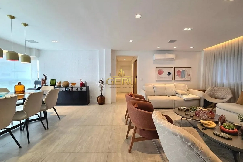 Apartamento de Luxo em Moema: 158m², 3 Suítes com Sauna Privativa e Varanda Gourmet: 9ª foto da galeria de imagens do imóvel