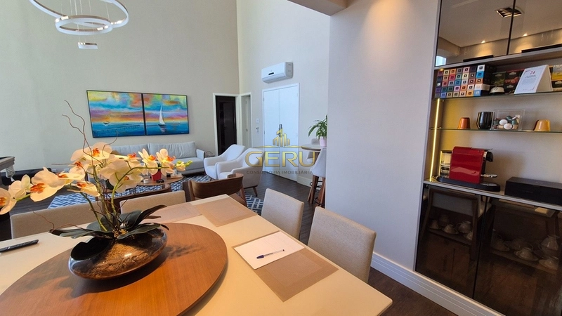 Apartamento de Alto Padrão à Venda no Grand Garden Jundiaí | 189m² | 4 Suítes | 4 Vagas | Hall Privativo: 4ª foto da galeria de imagens do imóvel