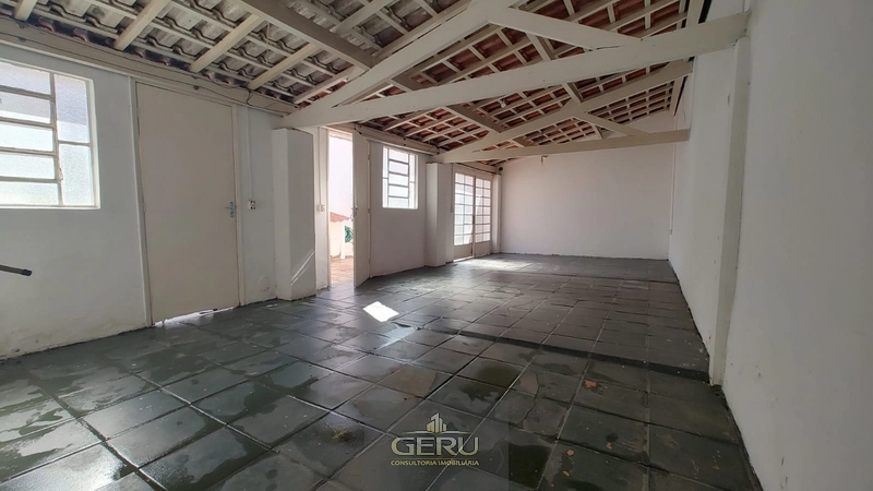 CASA AMPLA COM POTENCIAL COMERCIAL À VENDA NO VIANELO — JUNDIAÍ/SP: 27ª foto da galeria de imagens do imóvel