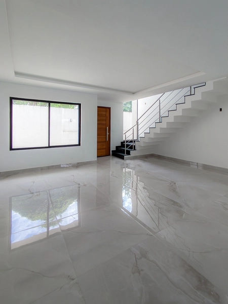 Sobrado em Condomínio no Tingui, com 3 dormitórios, por R$ 668.000,00 : 9ª foto da galeria de imagens do imóvel