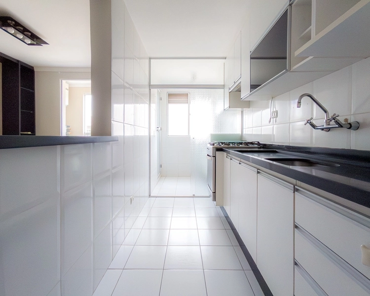 Apartamento com 2 dormitórios, 53 m² - venda por R$ 298.000 ou aluguel por R$ 2.400/mês - Cidade Jardim - São José dos Pinhais/PR: 4ª foto da galeria de imagens do imóvel
