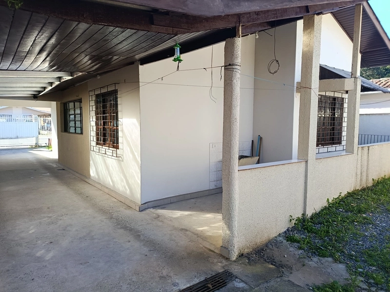 Casa Térrea com 3 Quartos para Locação – Bairro Portão: 13ª foto da galeria de imagens do imóvel