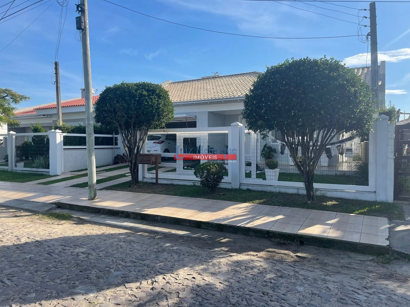 Linda casa para moradia.: 1ª foto da galeria de imagens do imóvel