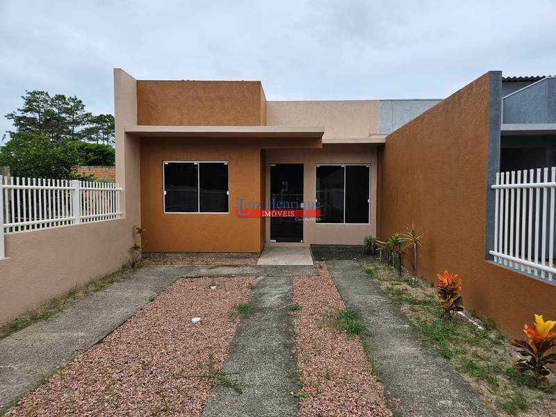 Ótima casa geminada no Capão Novo Village: 3ª foto da galeria de imagens do imóvel