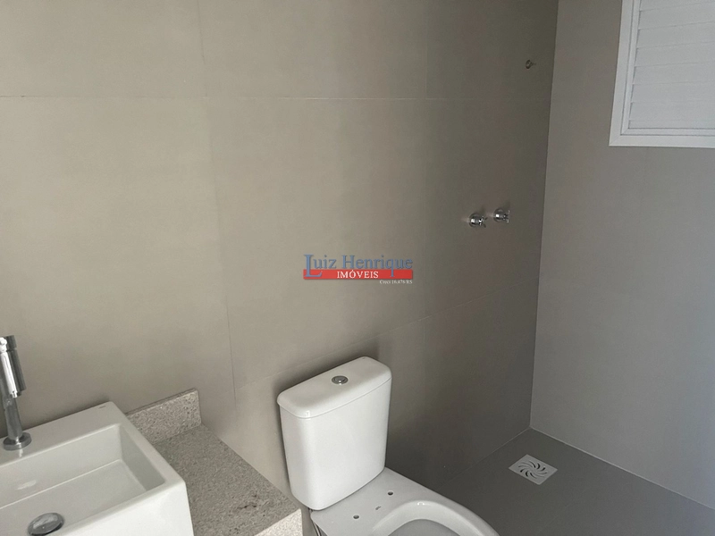 Novo e bem pertinho do mar.: 11ª foto da galeria de imagens do imóvel