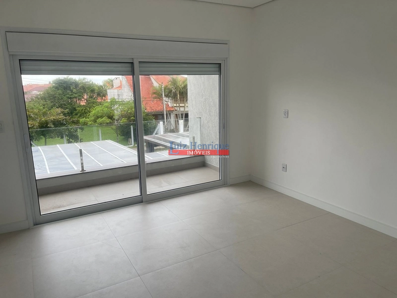 Novo e bem pertinho do mar.: 13ª foto da galeria de imagens do imóvel