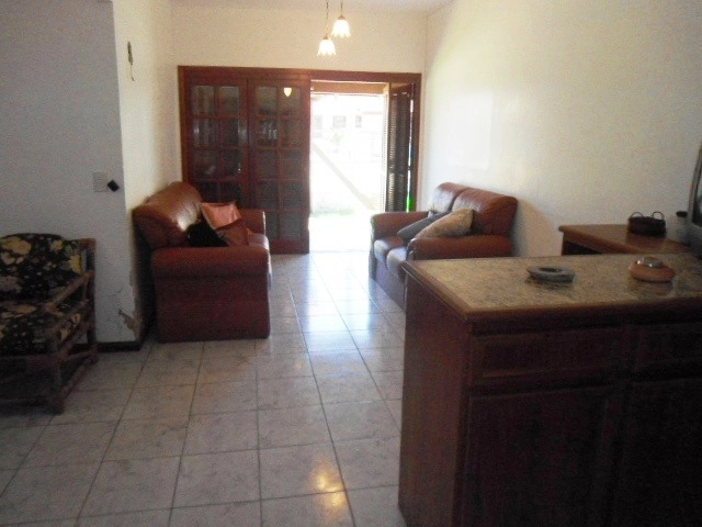 Excelente casa com 2 terrenos.: 4ª foto da galeria de imagens do imóvel