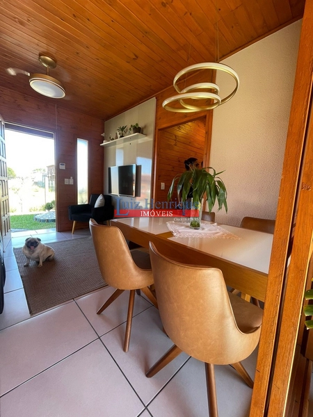 Linda casa no Village: 4ª foto da galeria de imagens do imóvel