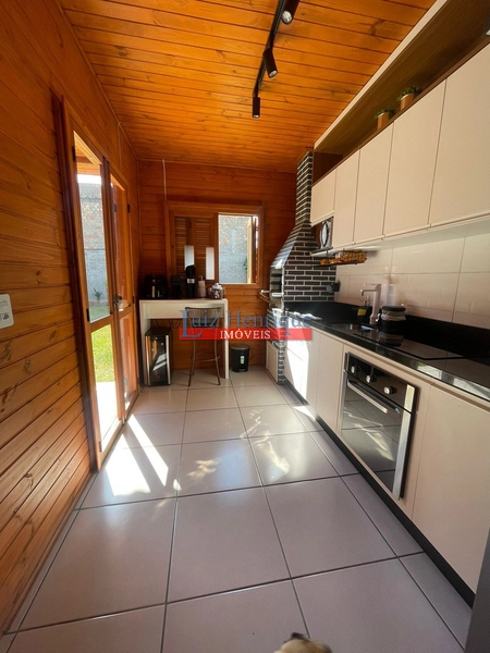 Linda casa no Village: 6ª foto da galeria de imagens do imóvel