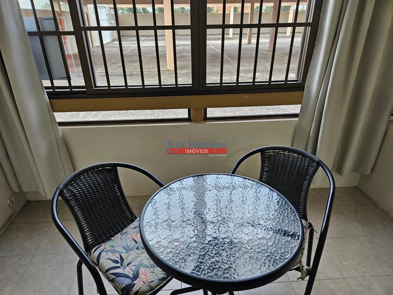 Lindo apto de 1 e meio: 9ª foto da galeria de imagens do imóvel