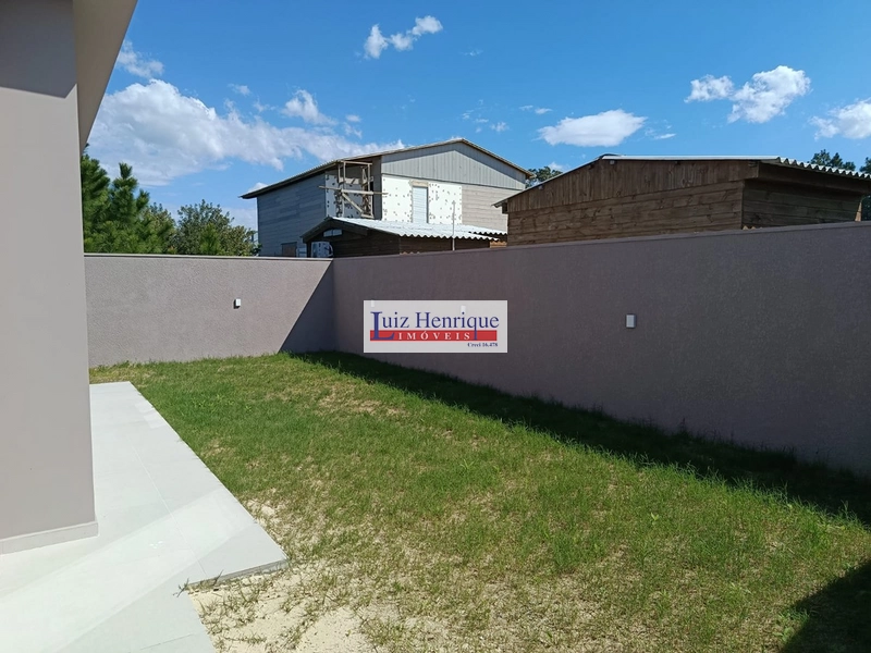 Casa novíssima em bairro nobre.: 25ª foto da galeria de imagens do imóvel
