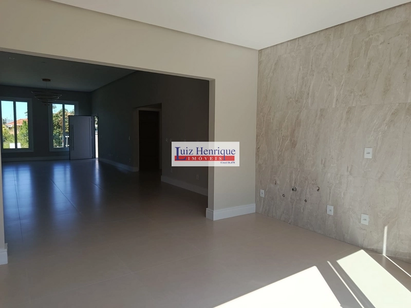Casa novíssima em bairro nobre.: 11ª foto da galeria de imagens do imóvel