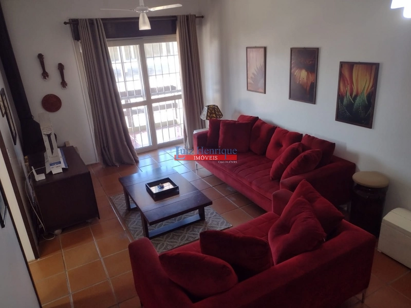 Térreo e quase beira mar.: 2ª foto da galeria de imagens do imóvel