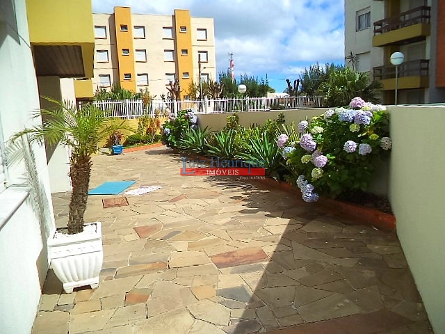 Térreo e quase beira mar.: 13ª foto da galeria de imagens do imóvel