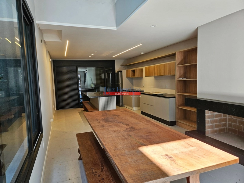 Lindíssimo sobradão.: 11ª foto da galeria de imagens do imóvel