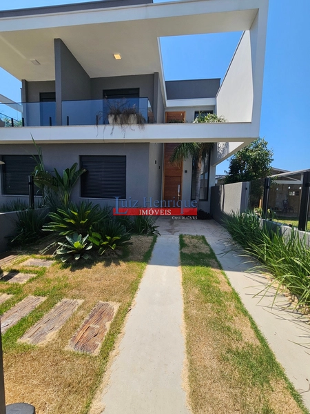 Lindíssimo sobradão.: 3ª foto da galeria de imagens do imóvel