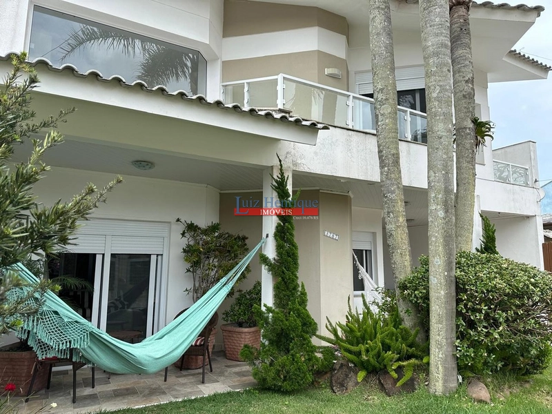 Maravilhosa moradia.: 1ª foto da galeria de imagens do imóvel