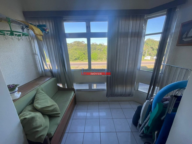 Segundo piso e com vista.: 6ª foto da galeria de imagens do imóvel