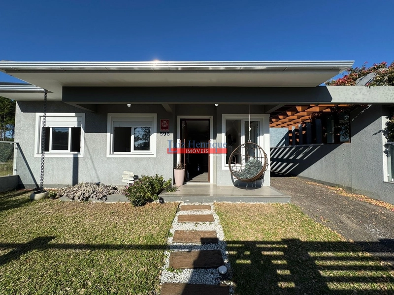 Linda e bem localizada: 2ª foto da galeria de imagens do imóvel