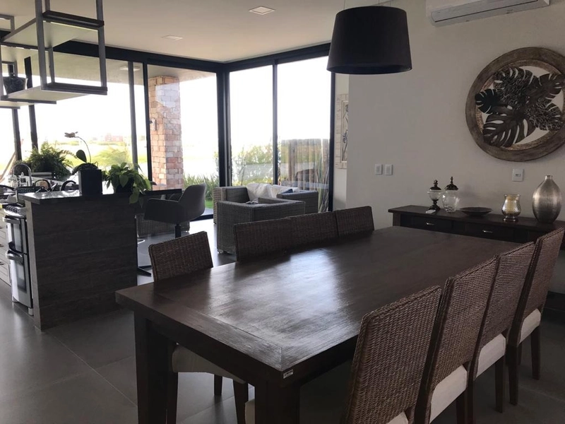 Lindíssima casa alto padrão.: 7ª foto da galeria de imagens do imóvel