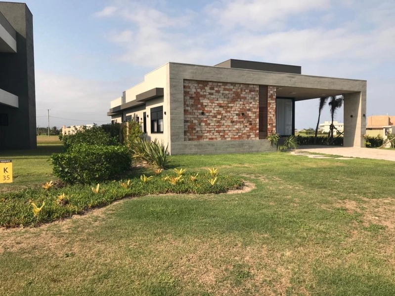 Lindíssima casa alto padrão.: 3ª foto da galeria de imagens do imóvel