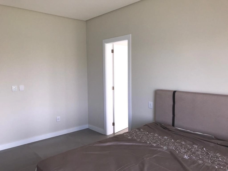 Lindíssima casa alto padrão.: 16ª foto da galeria de imagens do imóvel