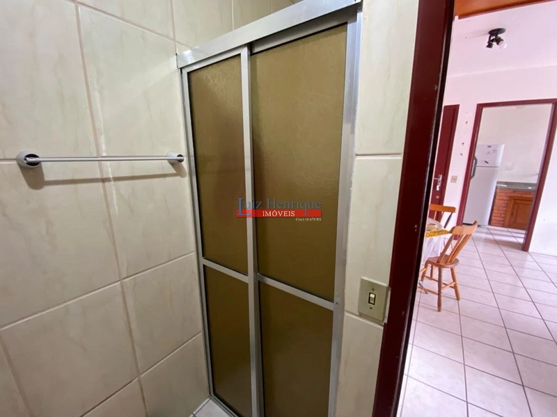 Térreo e frente Norte.: 18ª foto da galeria de imagens do imóvel