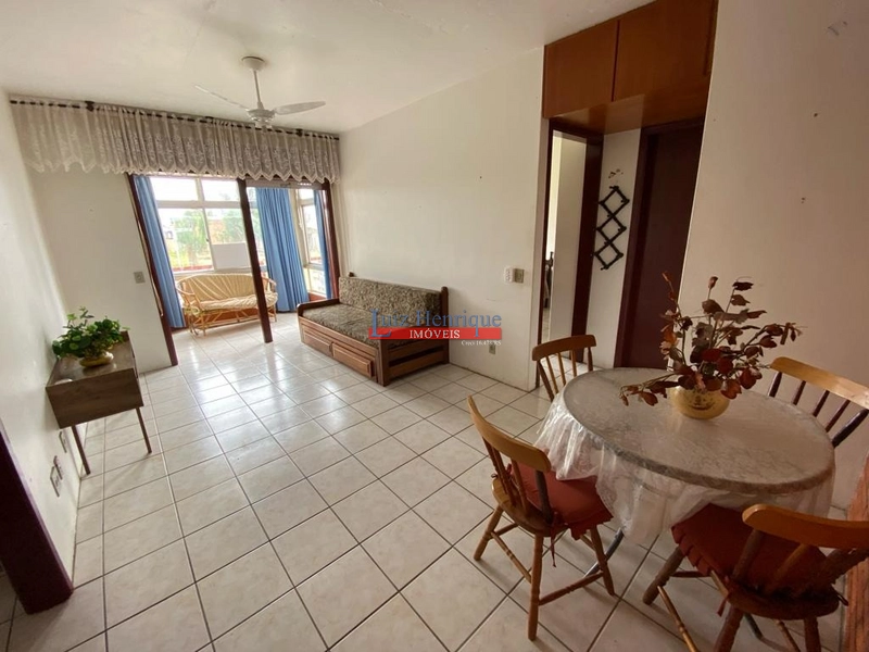 Térreo e frente Norte.: 6ª foto da galeria de imagens do imóvel