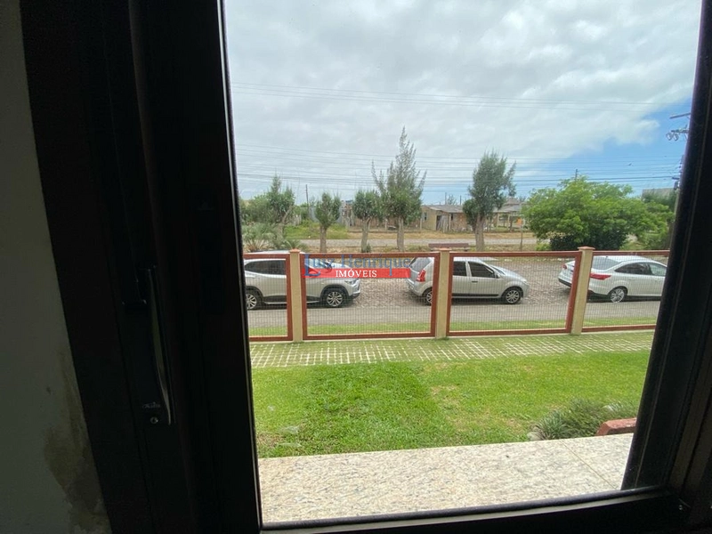 Térreo e frente Norte.: 9ª foto da galeria de imagens do imóvel